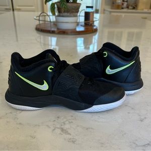 sneakers for boys nike